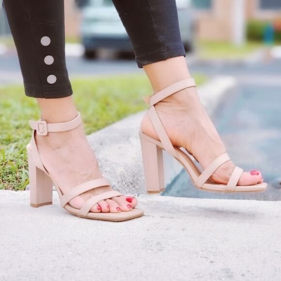 Womens Triple Straps Chunky Heels Sandals Nude Color - Picture 4 of 7